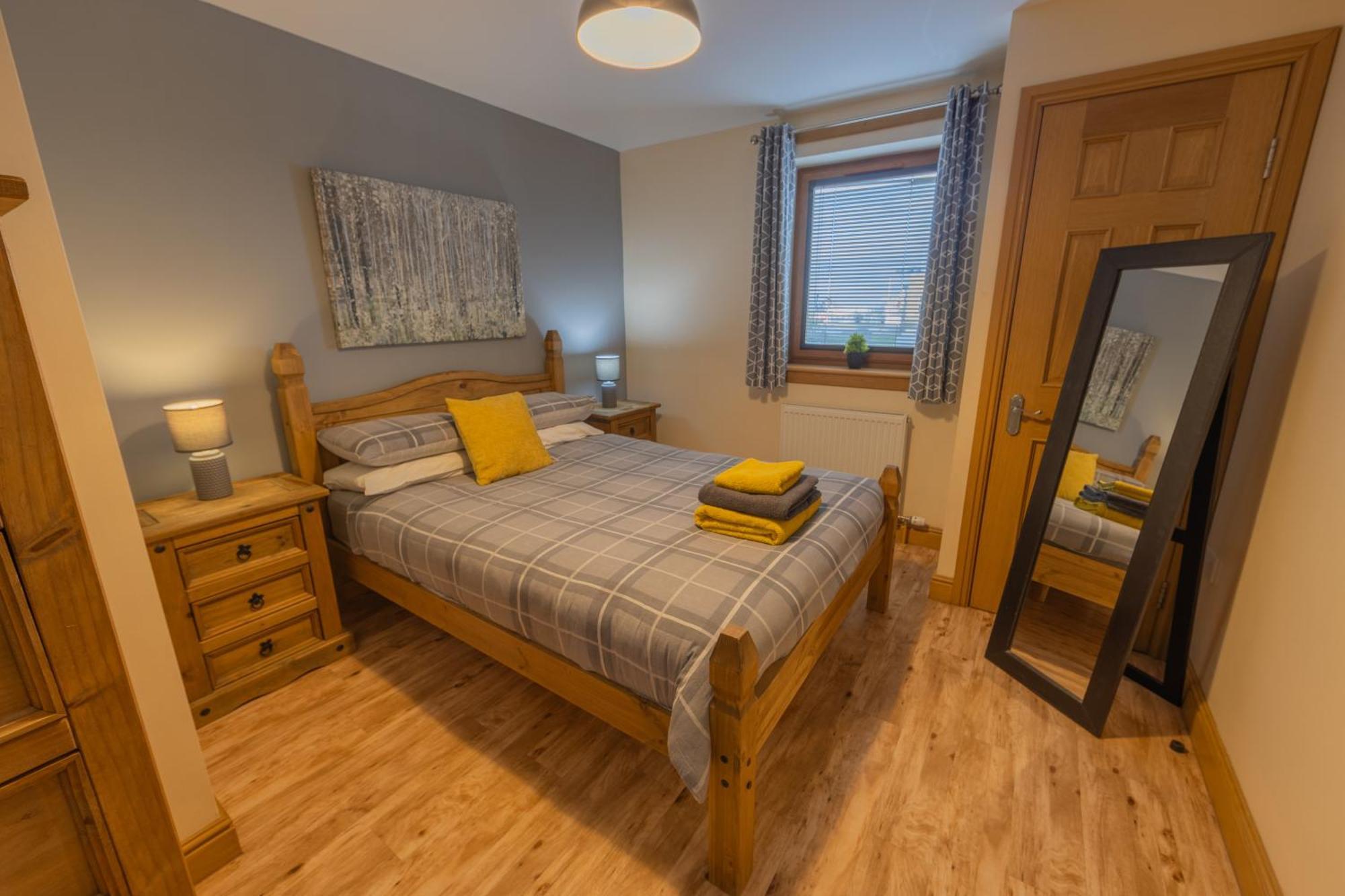 Quay Head View Aparthotel Странрар Екстер'єр фото