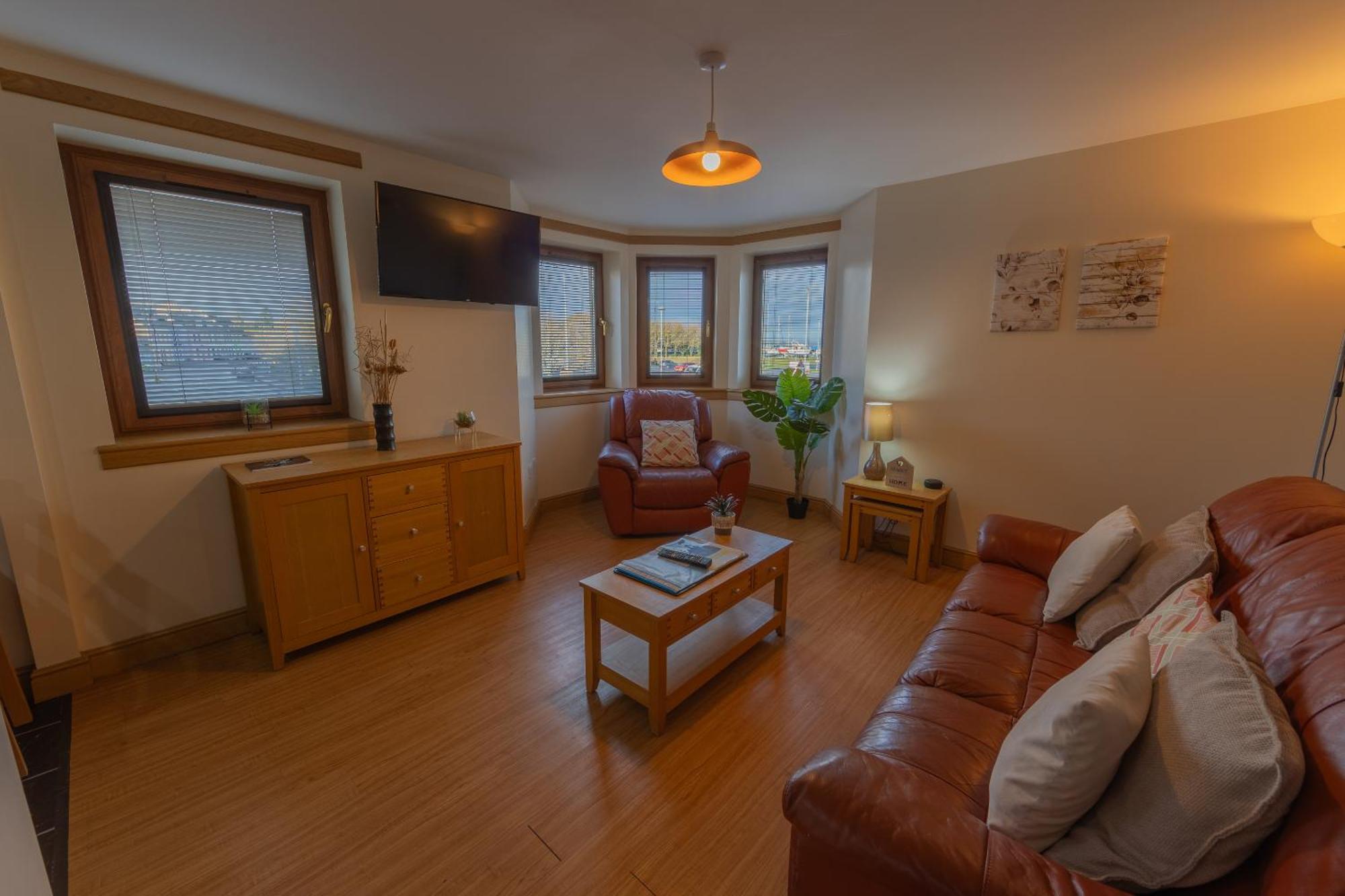 Quay Head View Aparthotel Странрар Номер фото
